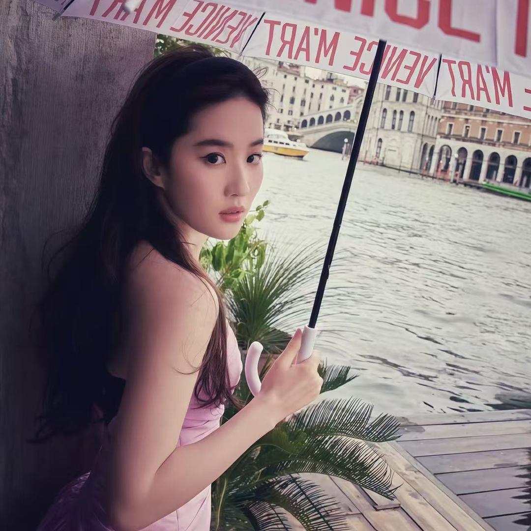 仪小美