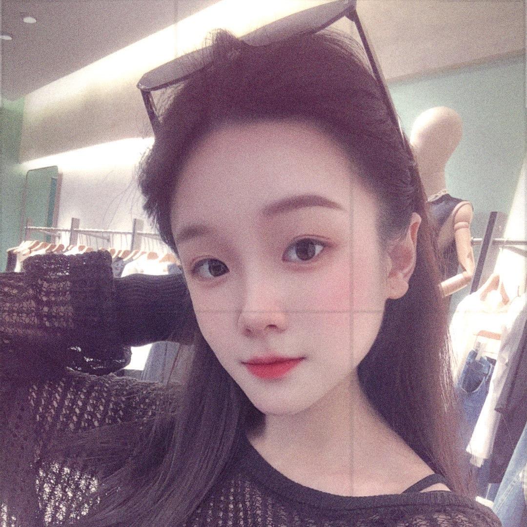 萌萌萌.