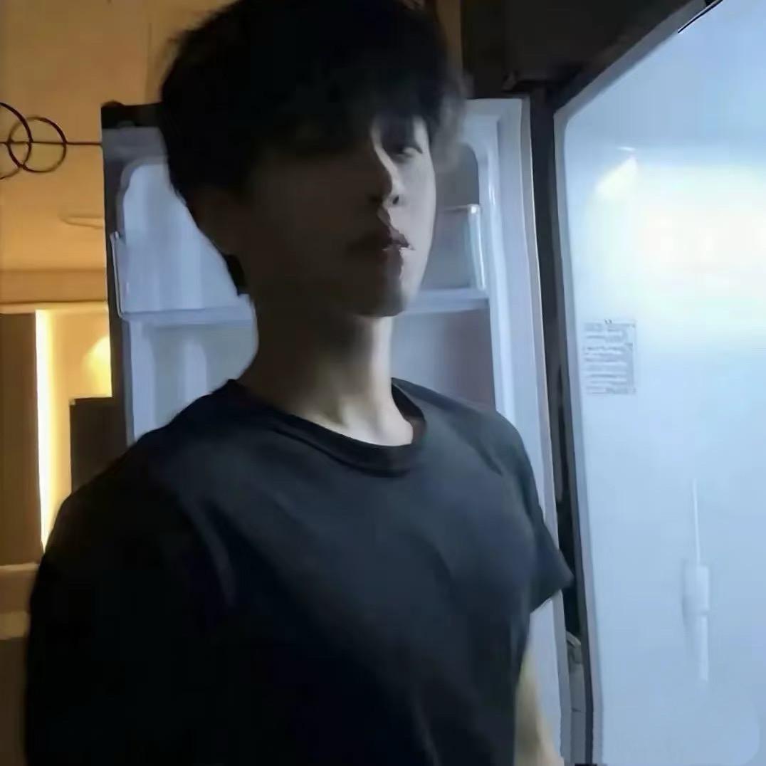 每天想睡满十个小时