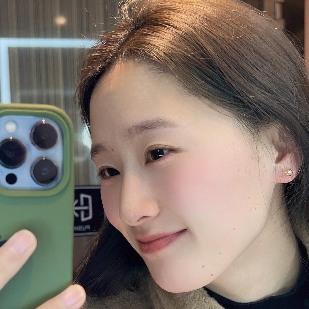 搬砖美少女🧚🏻‍♀️
