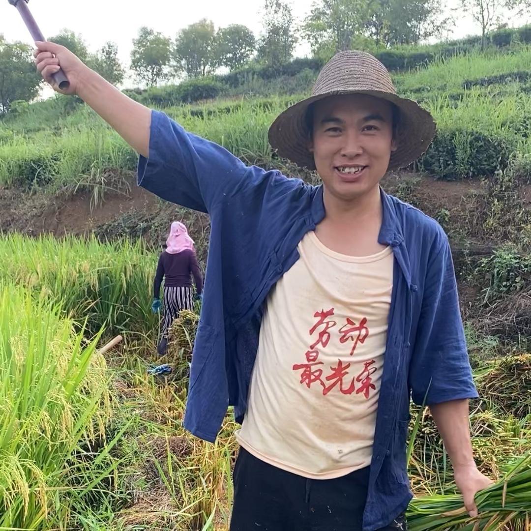基层阿超助农