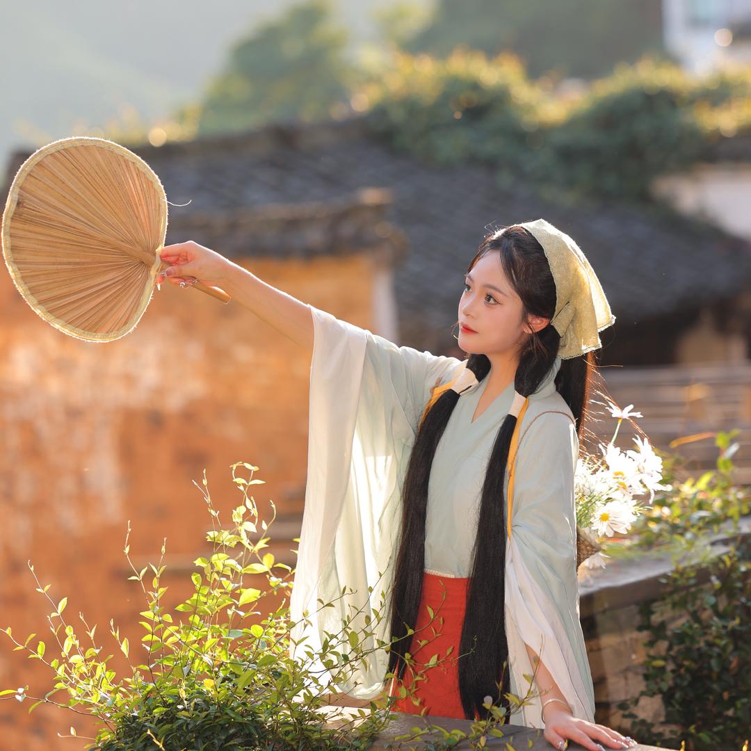 王小佳