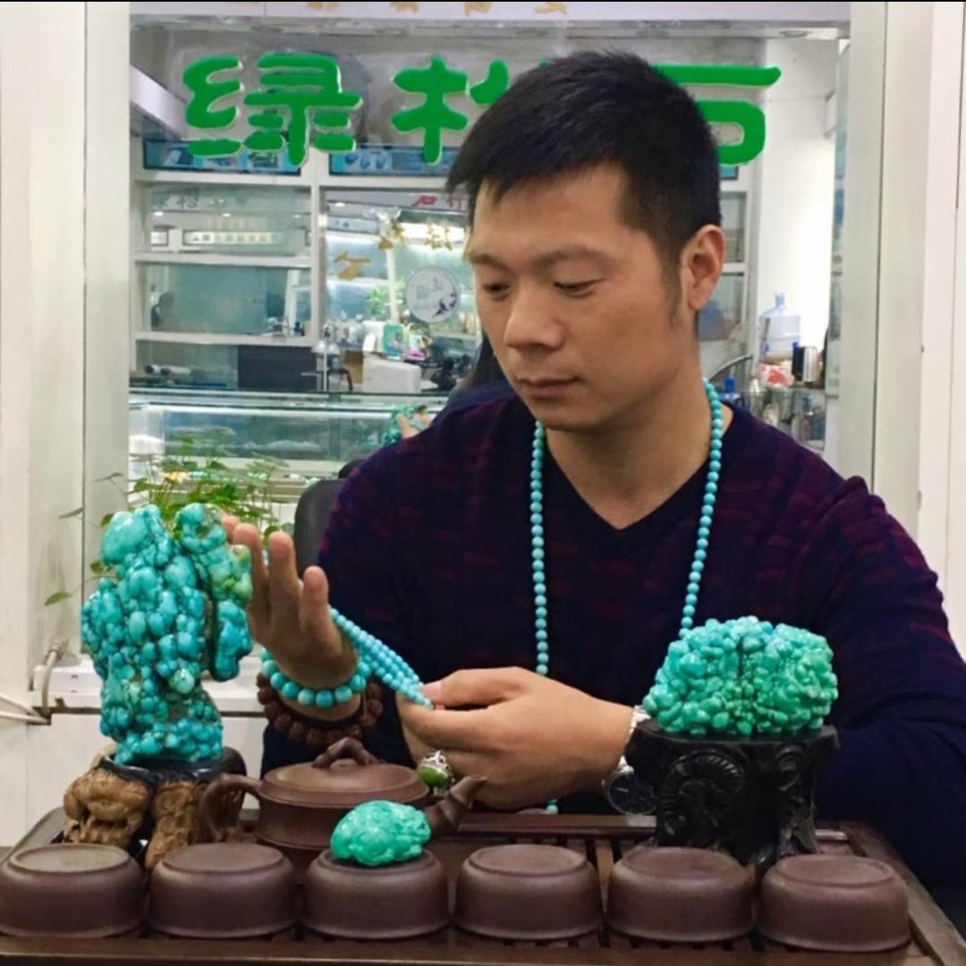 蓝天绿松石矿区珠串