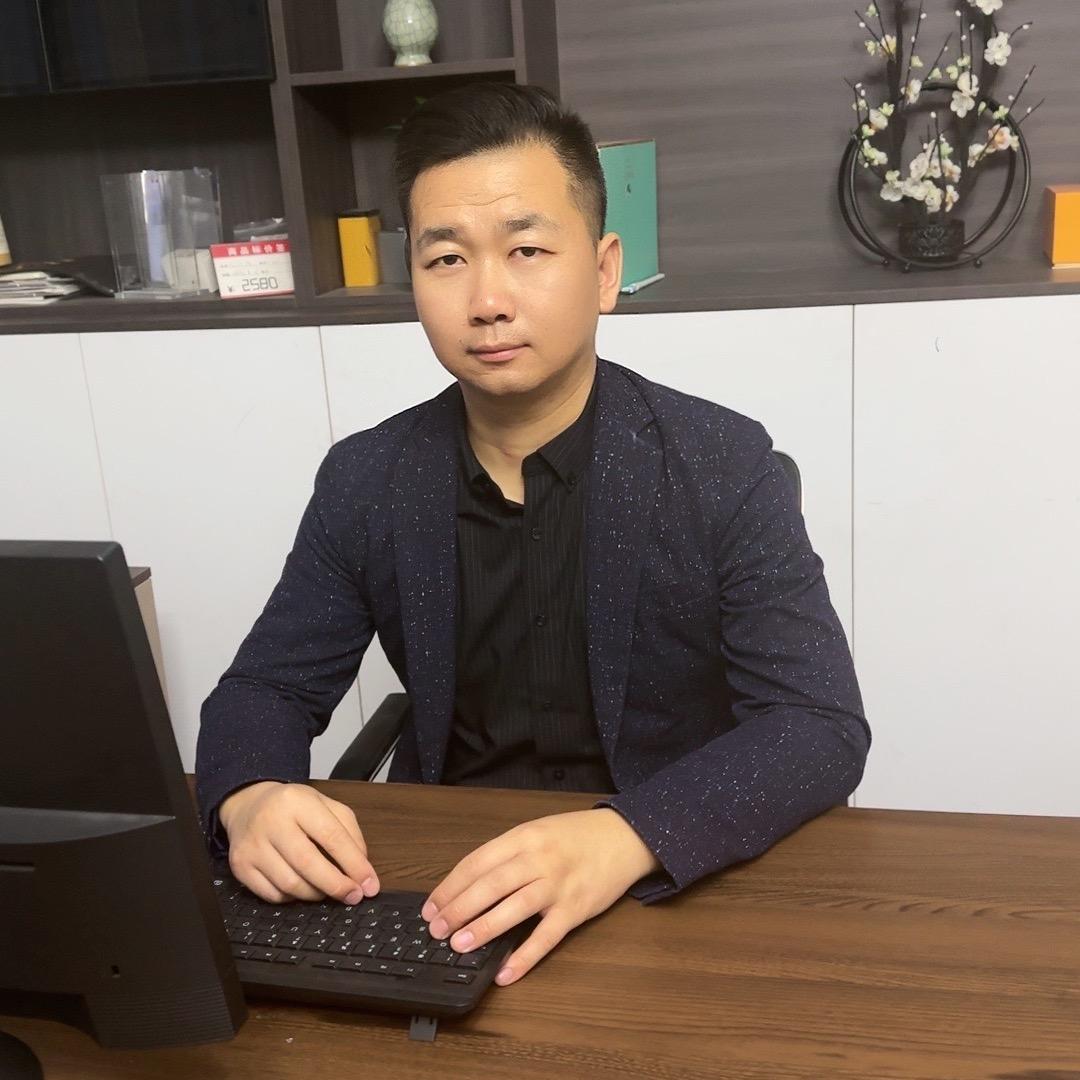 阜阳尊雅家具郑健良