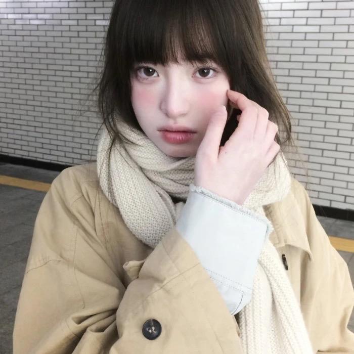 人小小脾气拽拽的