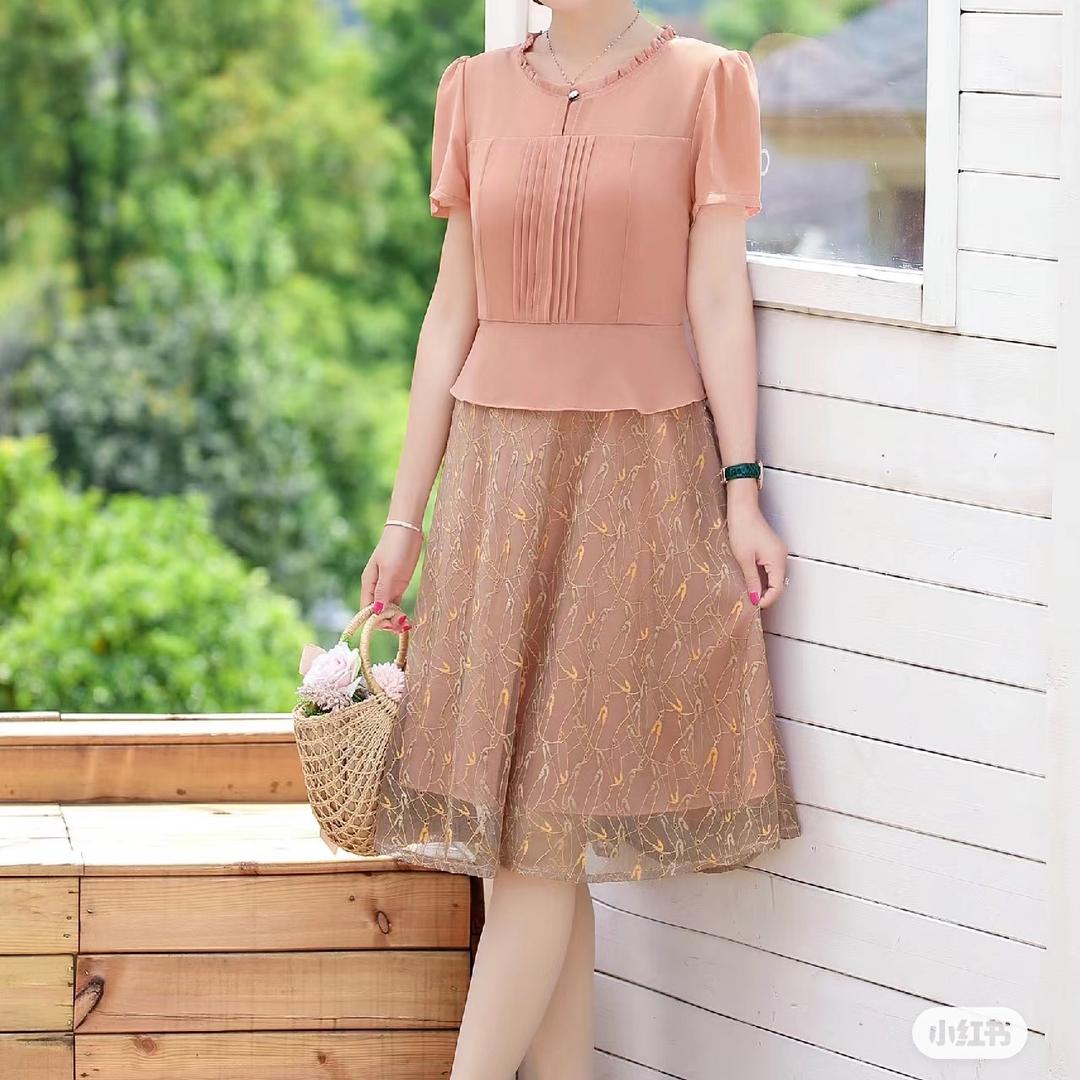 女装小六