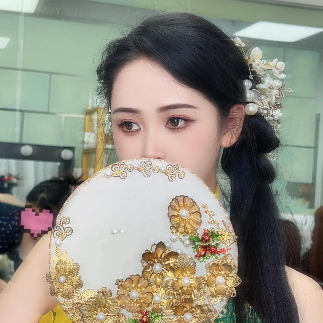 都城化妆师