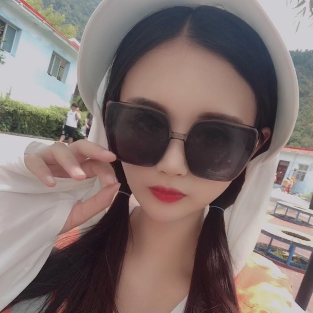 杜集我想静静女装集合店