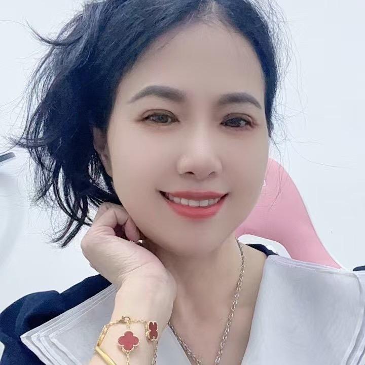 龙姐在越南