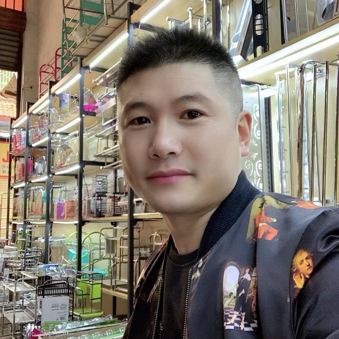 爱跑步的邓先森👣