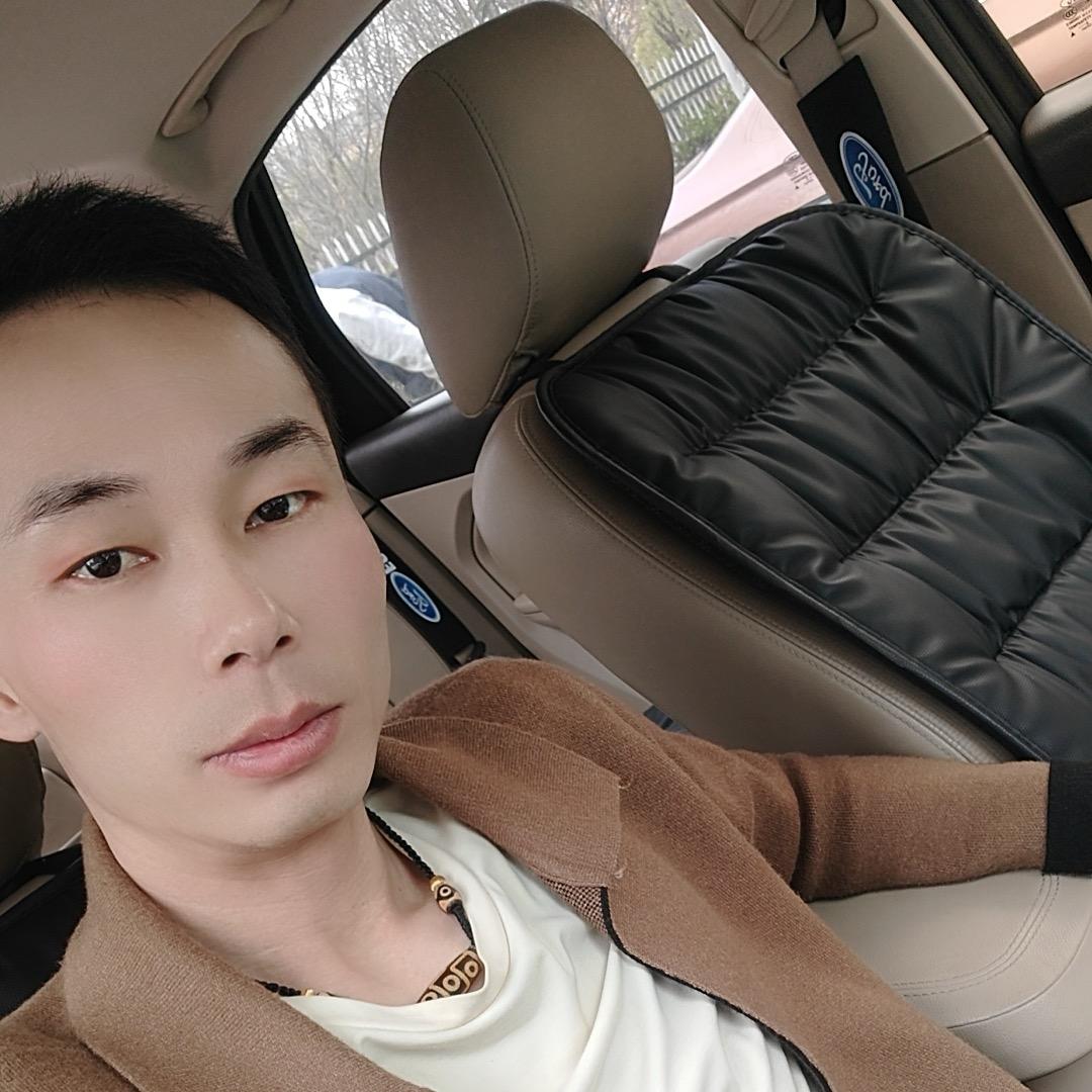 云南毛毛二手车