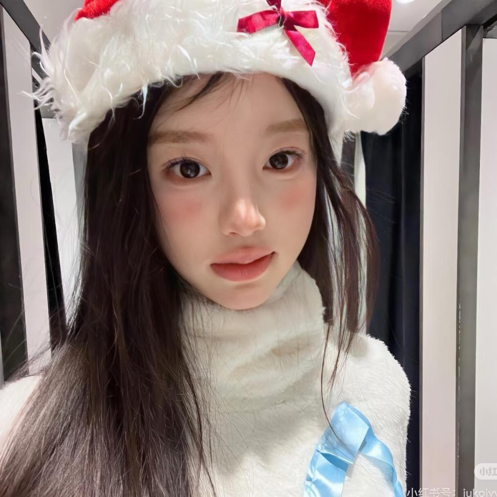 恶毒美少妇离异带两娃