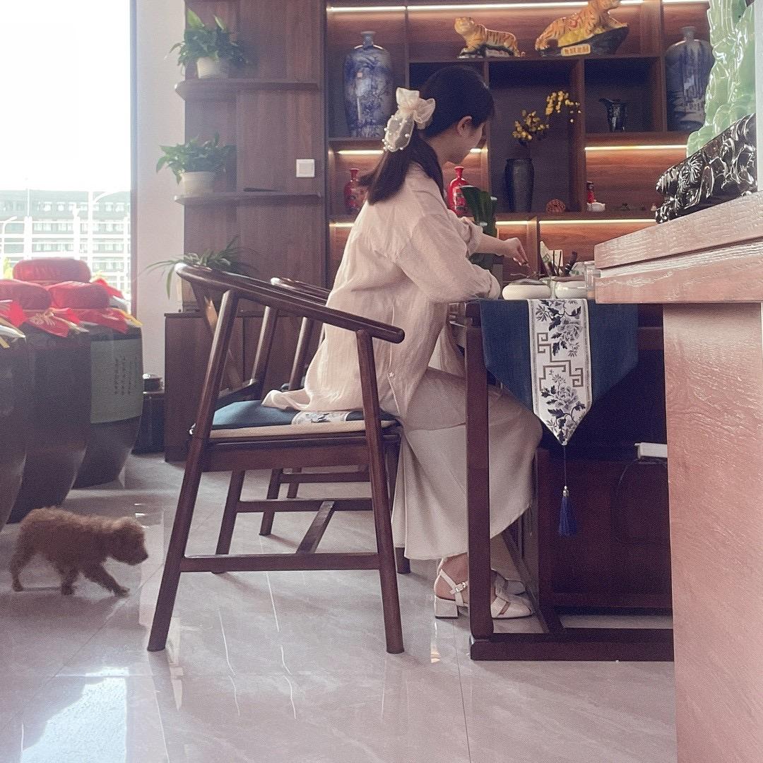 好酒不见、