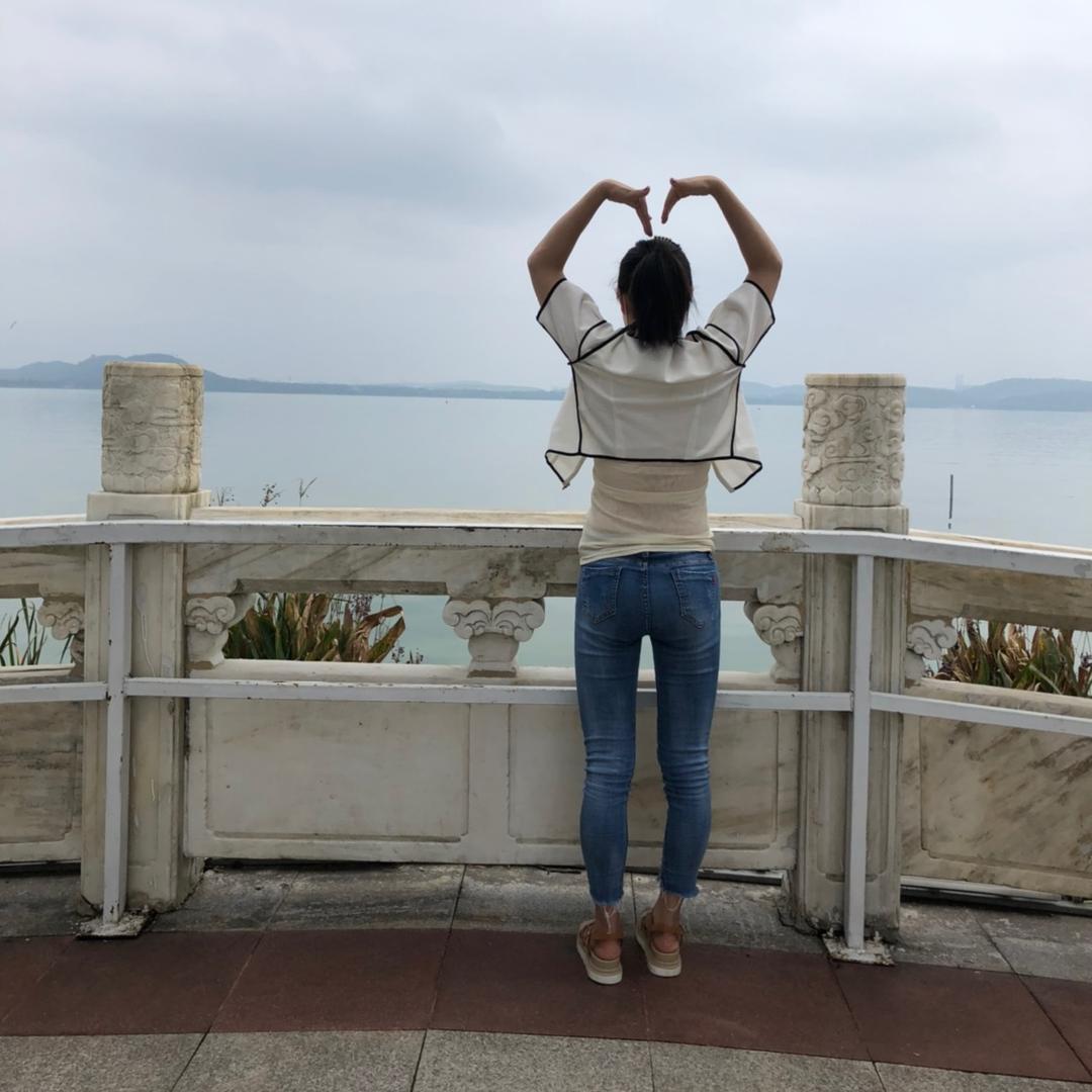 班班姐凤爪小海鲜批发