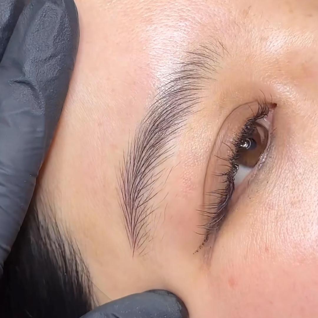 娇点野生眉杭州临平万达店