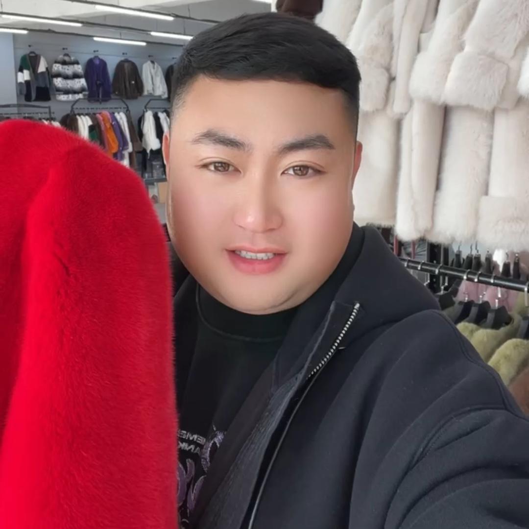 东晟服饰精品店