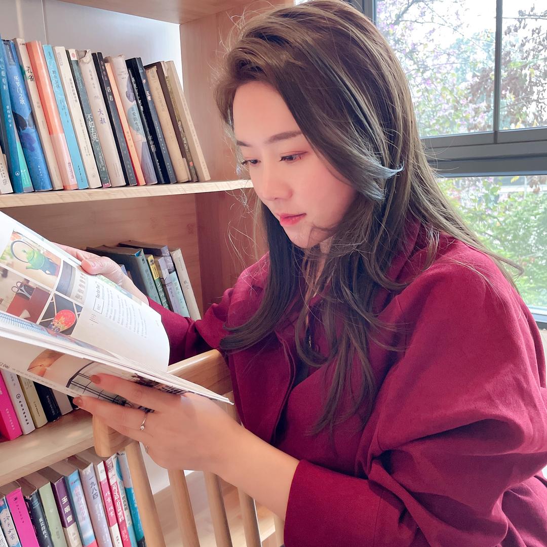 婉芸泊耳轩