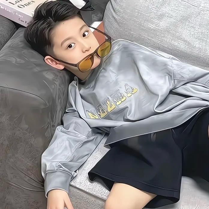 ￴￴ ￴￴ ￴￴ ￴