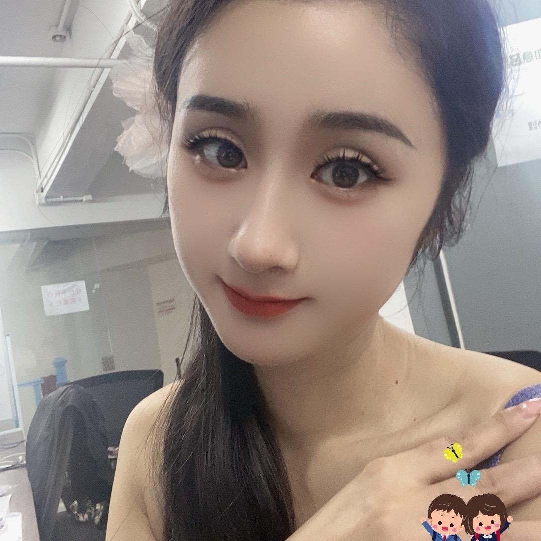 如意名车婷妹妹