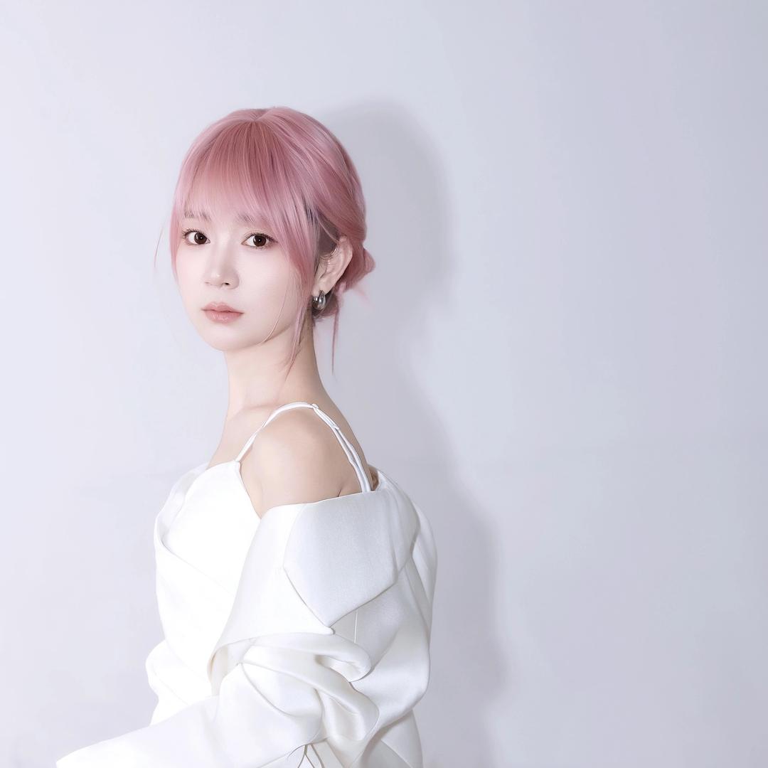 知夏美妆官方号