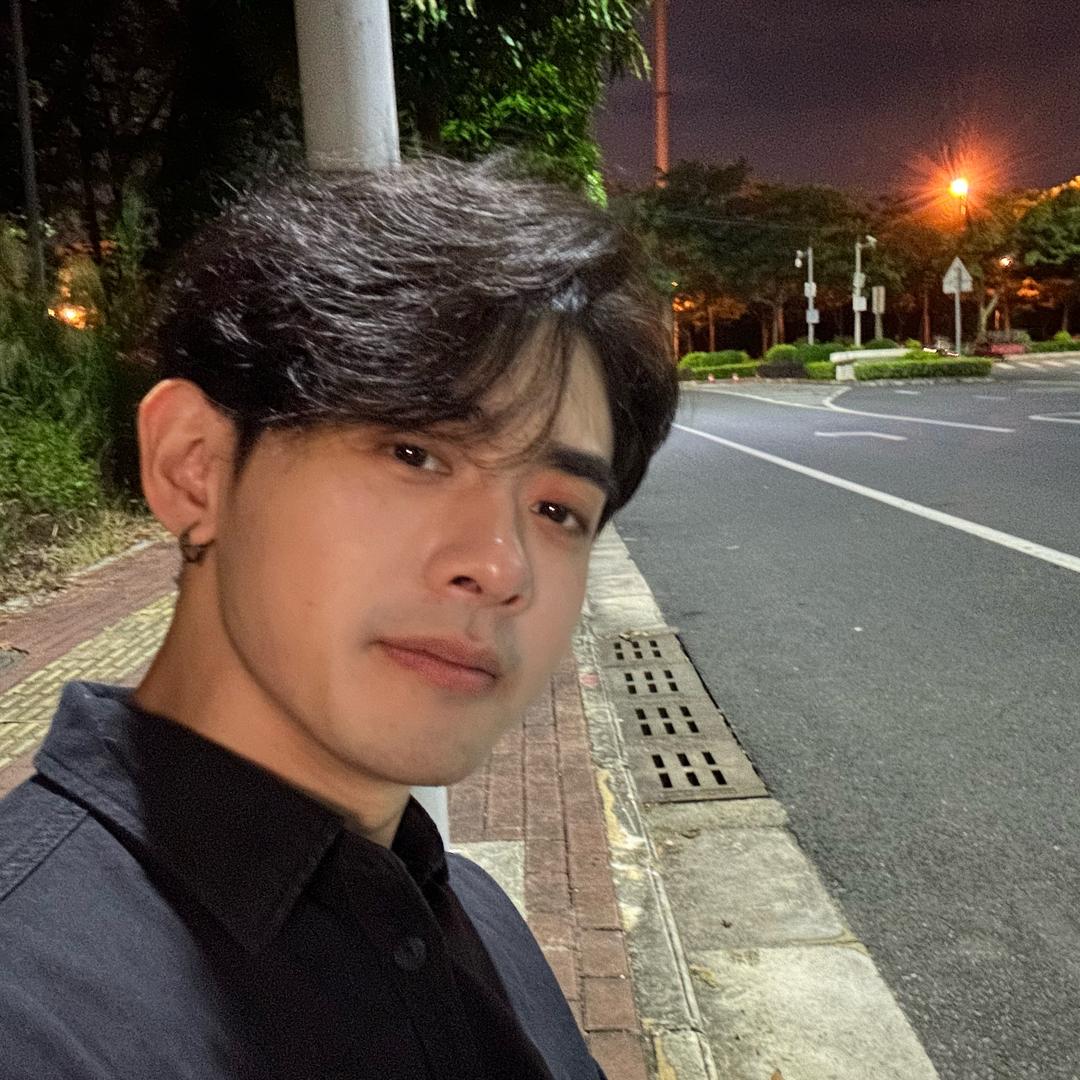 秃头男孩杰瑞米