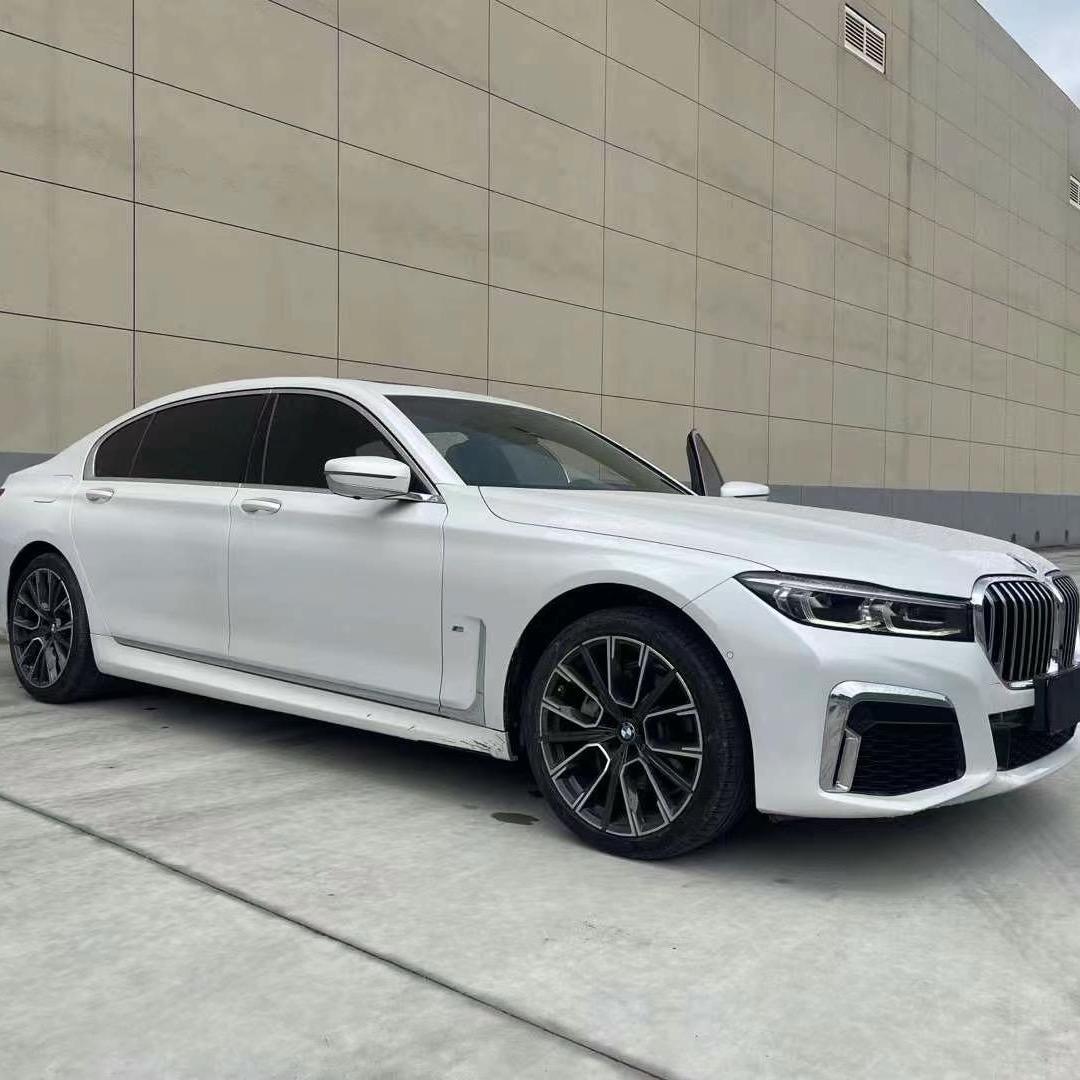 成都爱情故事车
