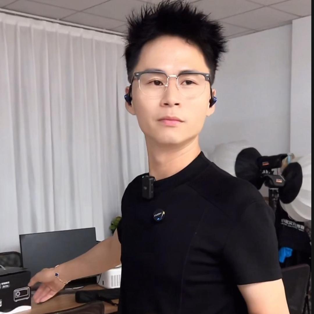 刘晶橱窗好物作品