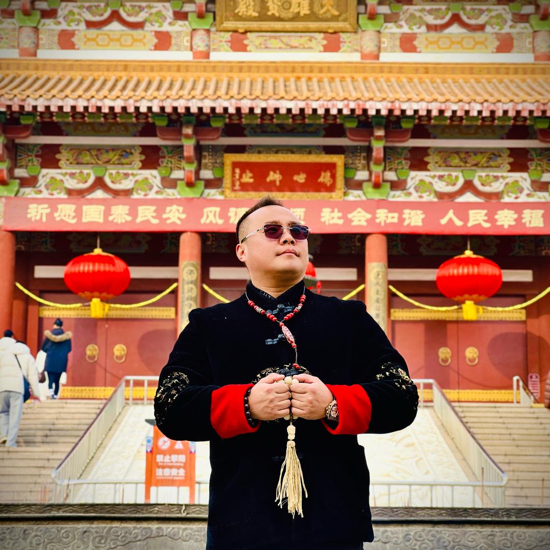 神游天际任逍遥