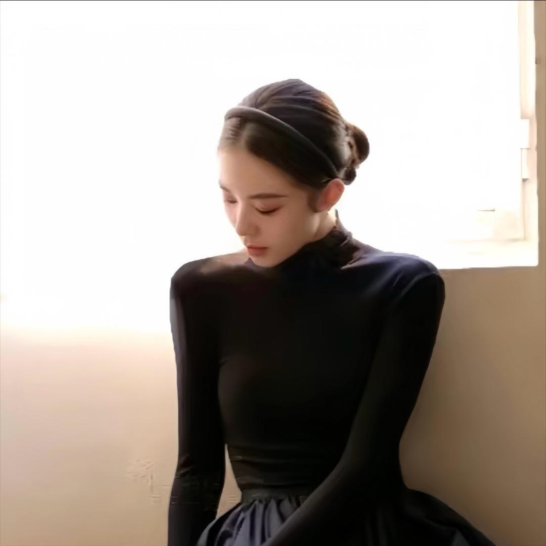 7^ ^