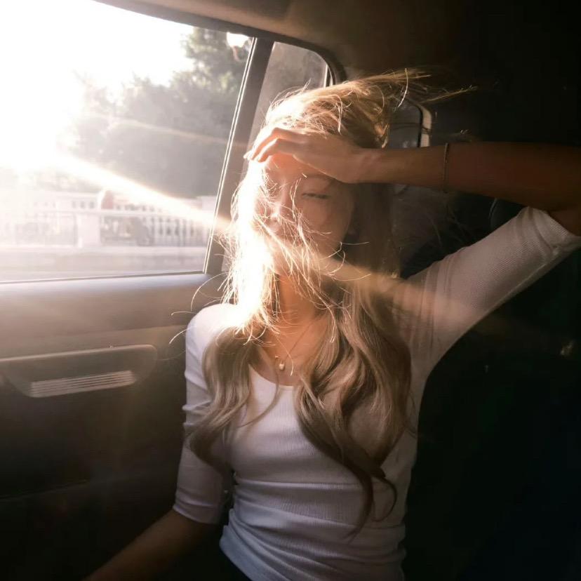 不发脾气要发财.