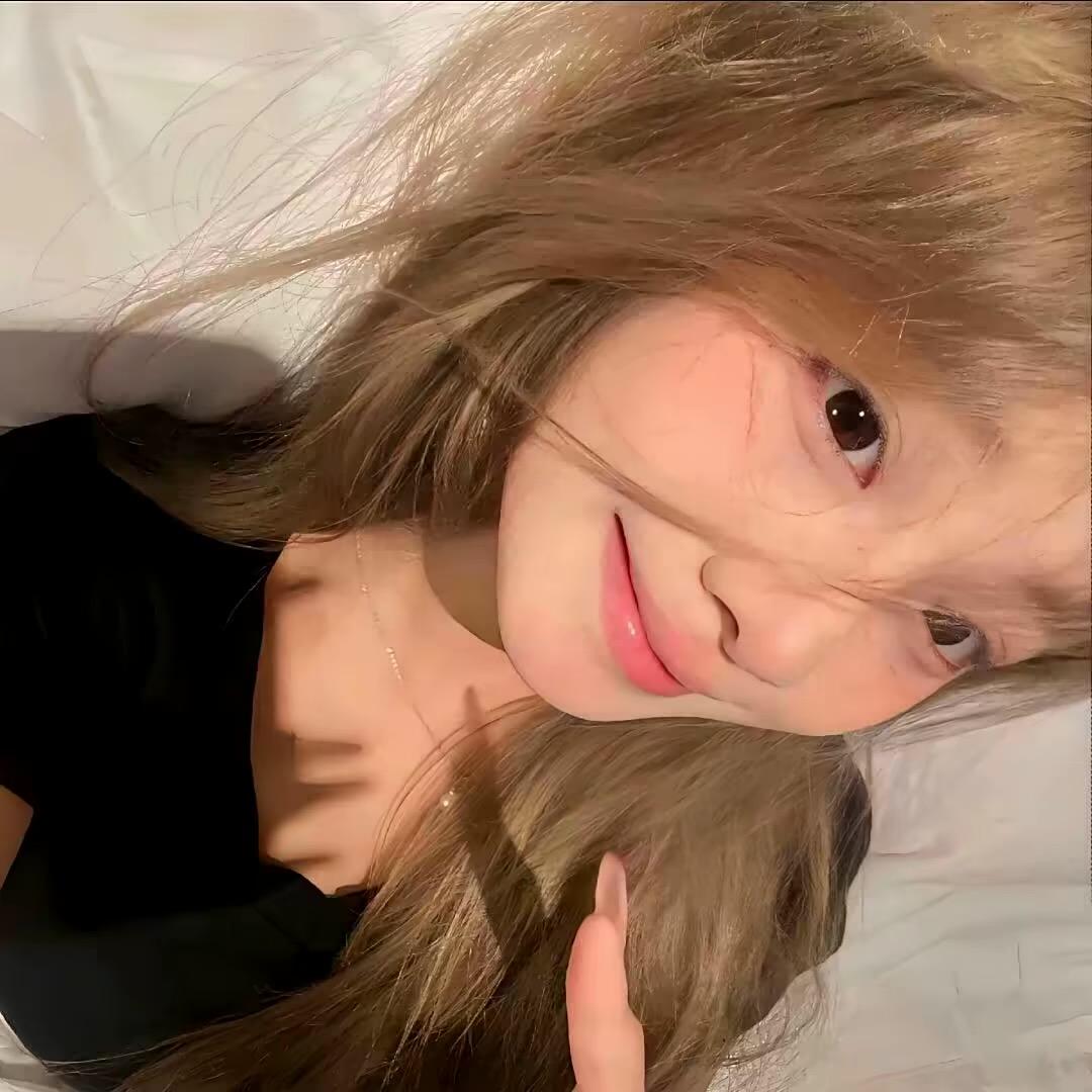 蕊爱吃糖🍬