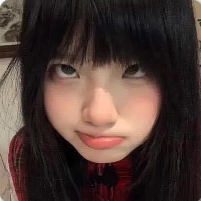 小 z^