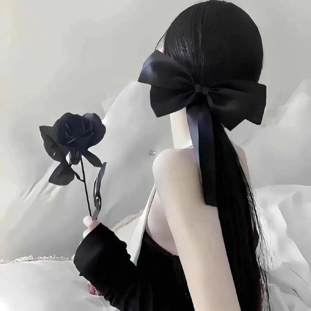 提笔画素颜