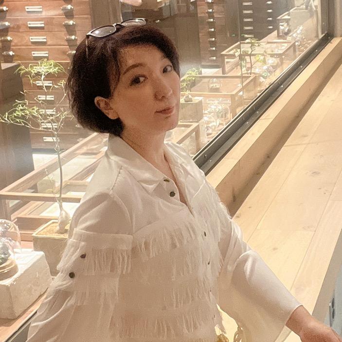 戛纳皇冠钟姐姐