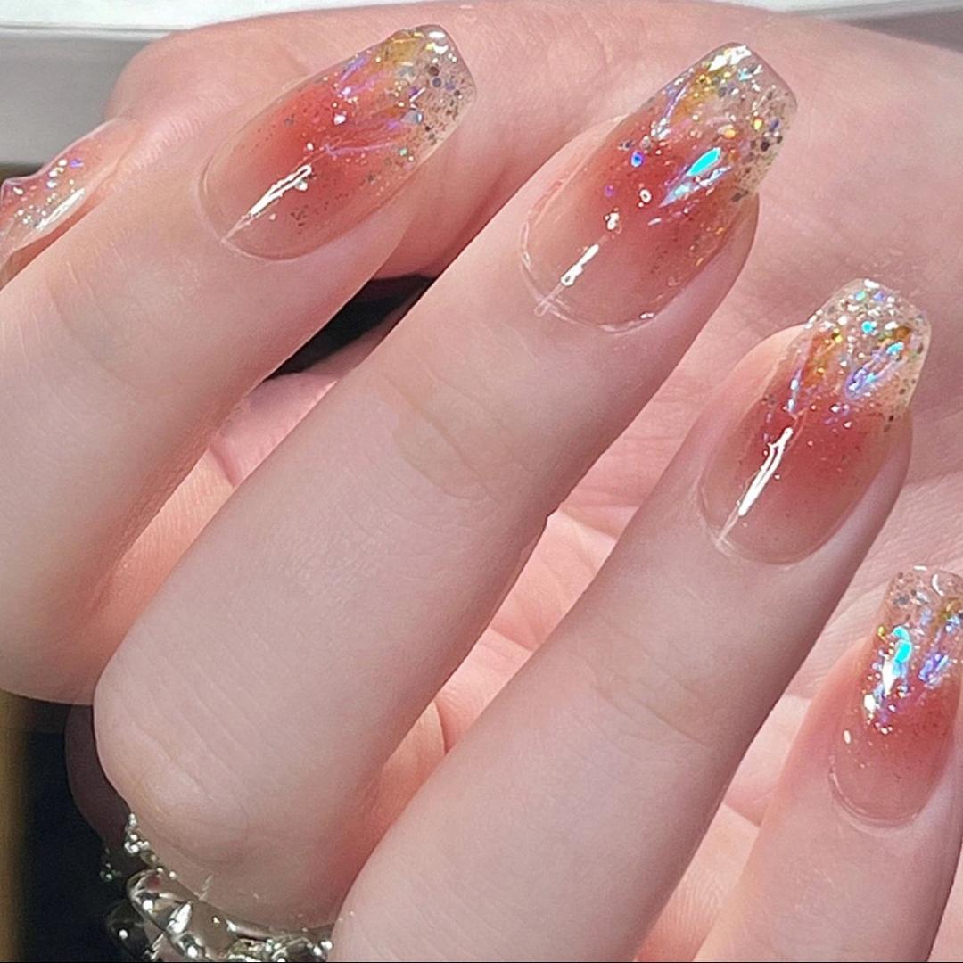 爱手爱脚