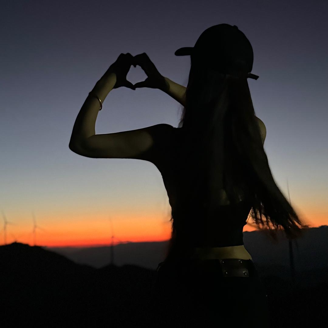 周密《实体女装👚～往里》