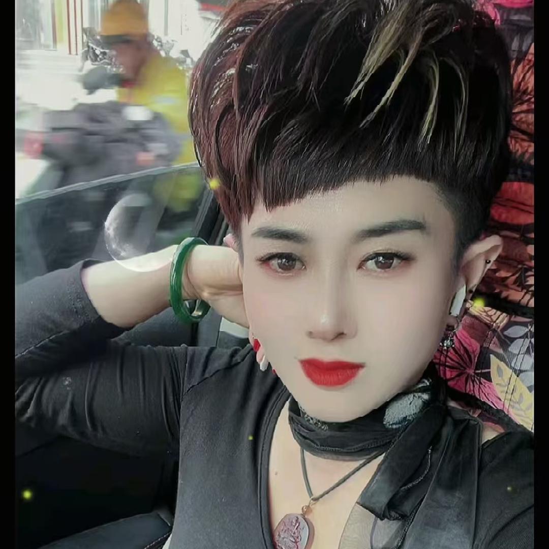 💃看不到的背影💫W