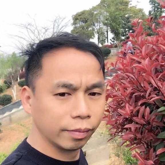 蓝盛龙哥（越南胡志明）