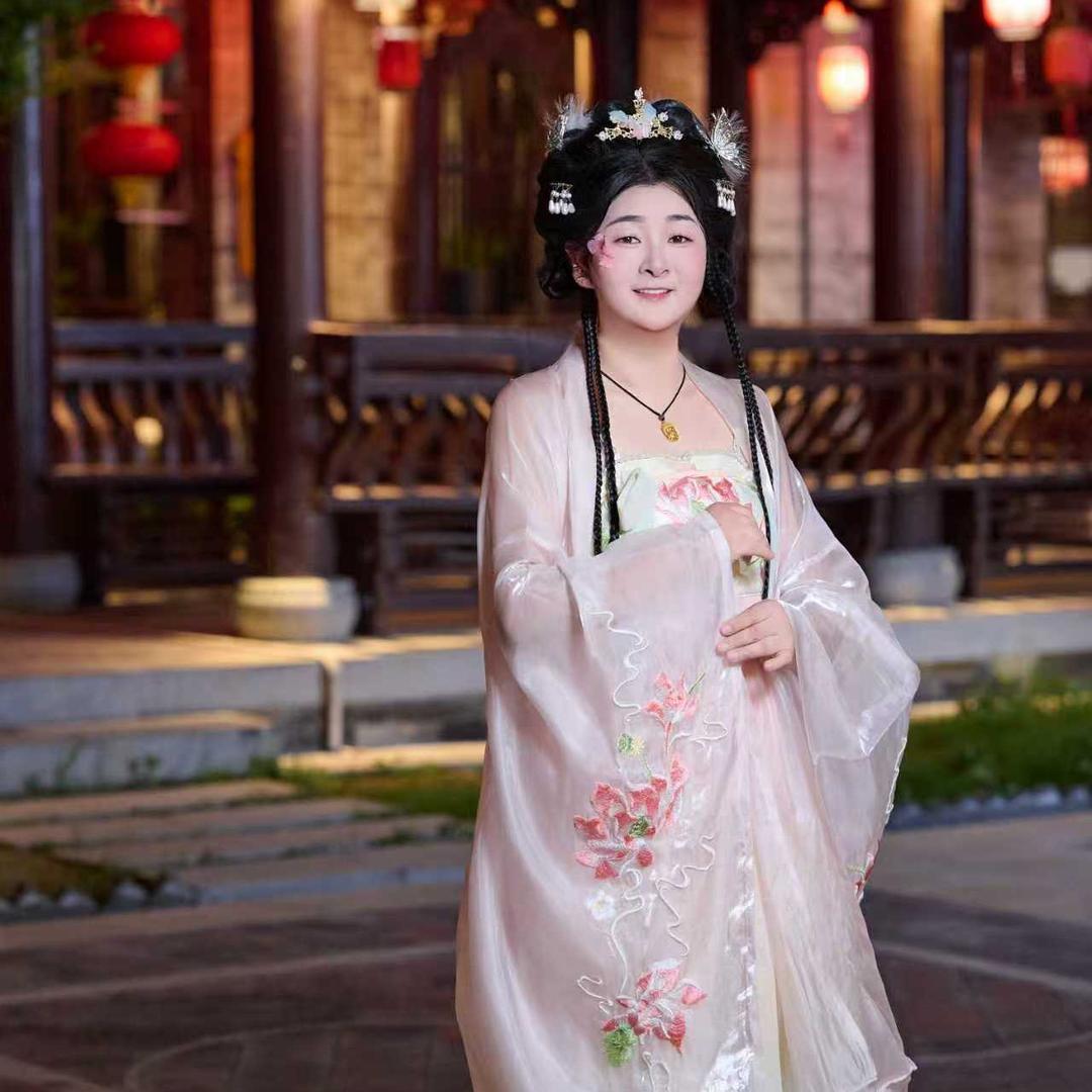 @ღ᭄笑着~退场: