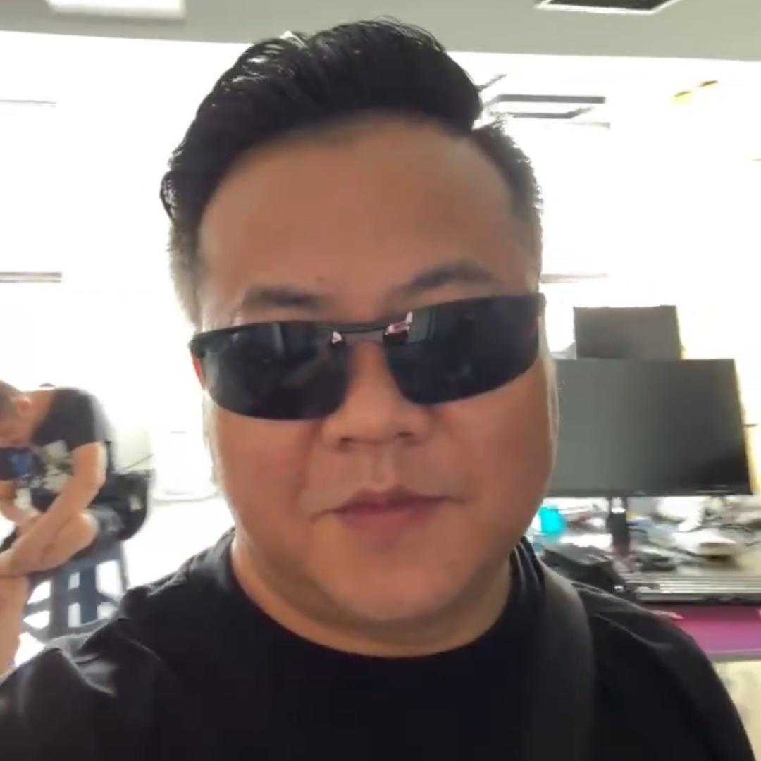 麦 科技秦哥