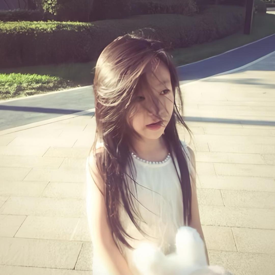 不开心我就哭哭哭哭哭哭