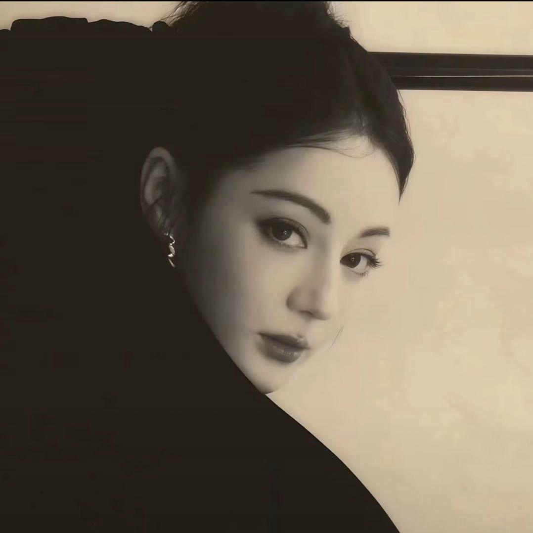 涵.