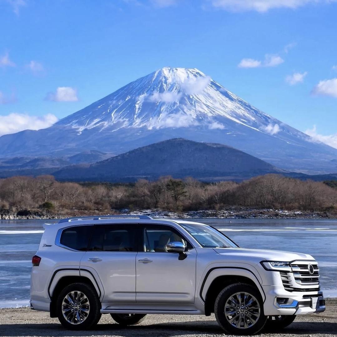 宝成小齐霸道陆巡LC300高价收车