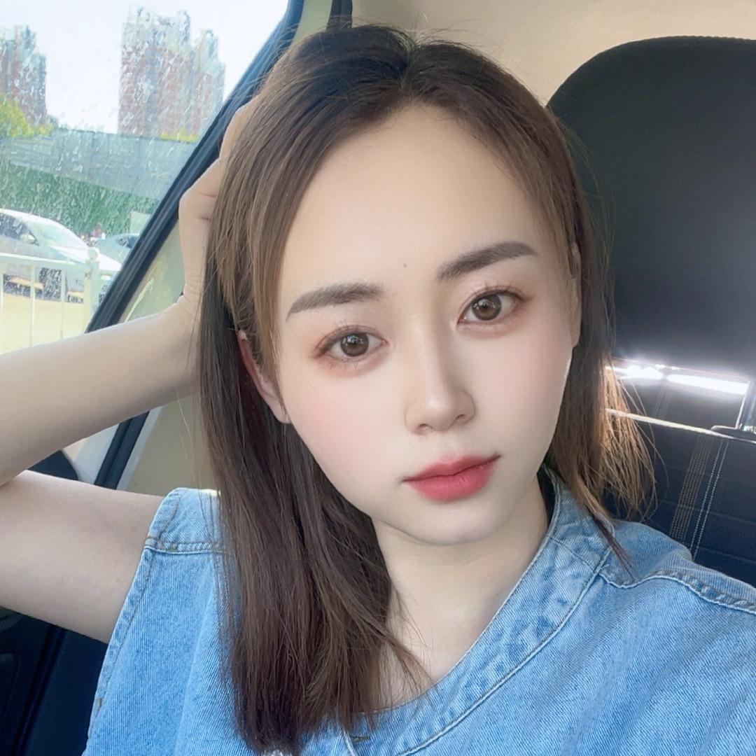 小月月早8点13分