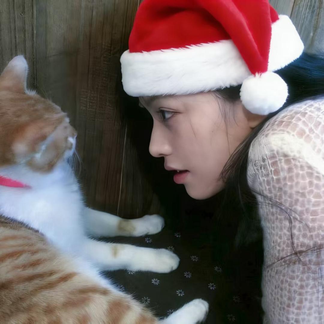 西伯利亚花果山社恐泪失禁蕾丝性感大野猪