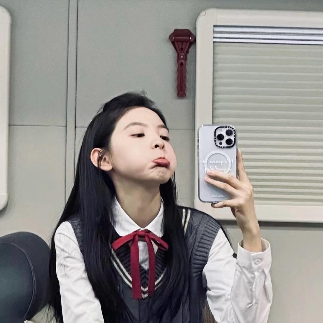 小写一个I