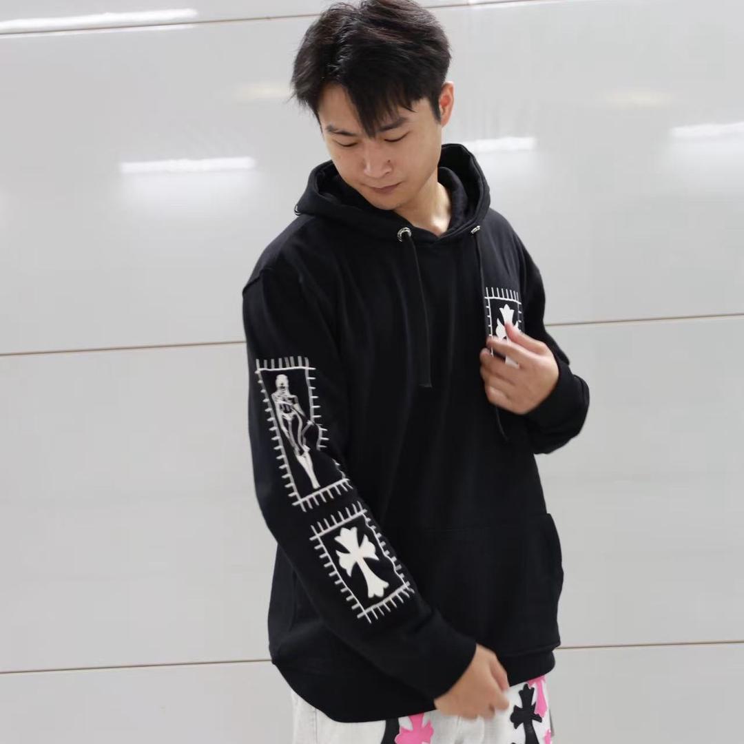 木木.