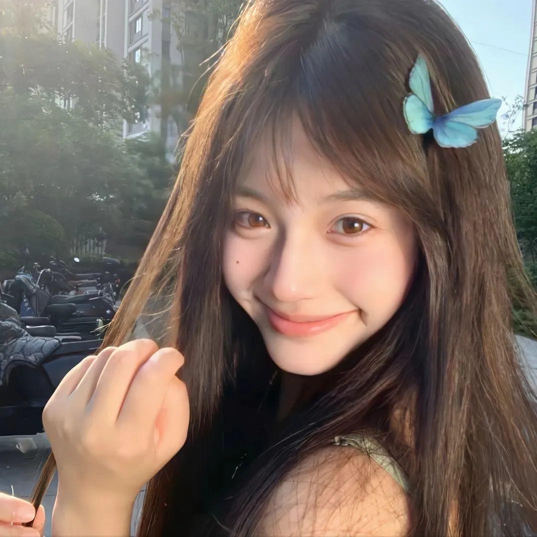 潇潇🦋（12.16生日版🎂）