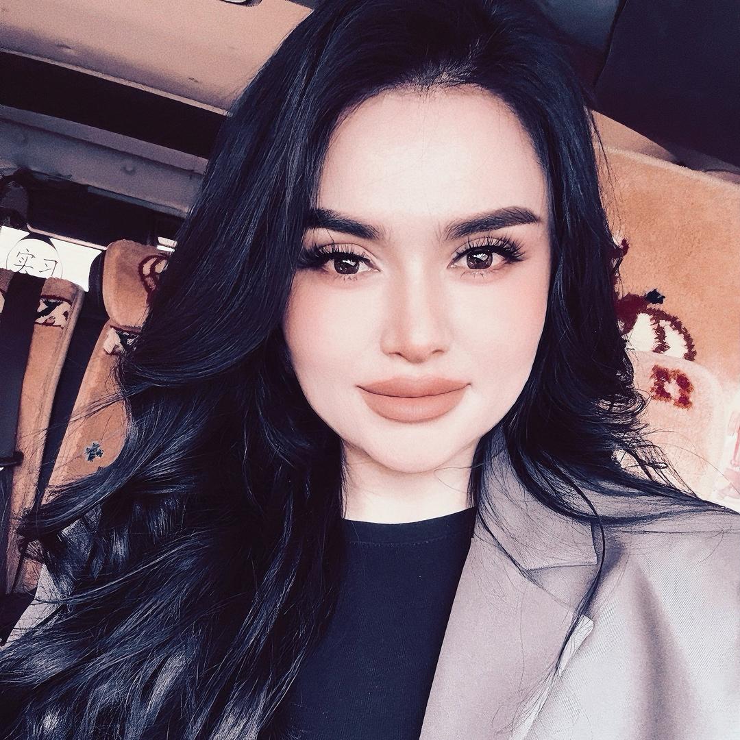 AMINa –🖤