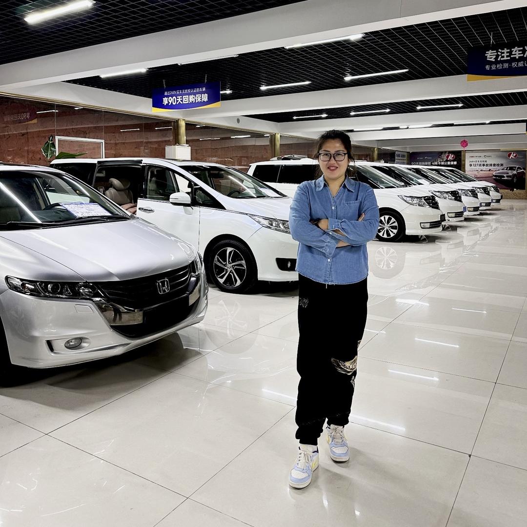 凯皇商务车基地（莹莹）